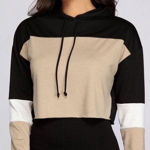 (FREE W ANY PURCHASE) Colorblock Cropped Hoodie